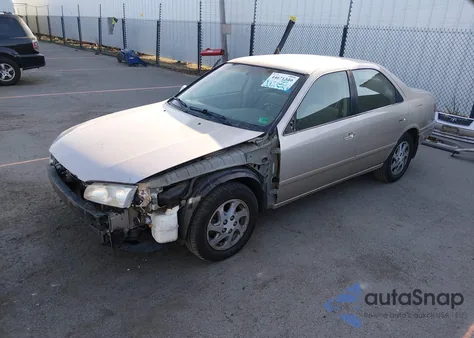 2000 Toyota Camry Le V6 из США, поврежденный, VIN 4T1BF22KXYU950612